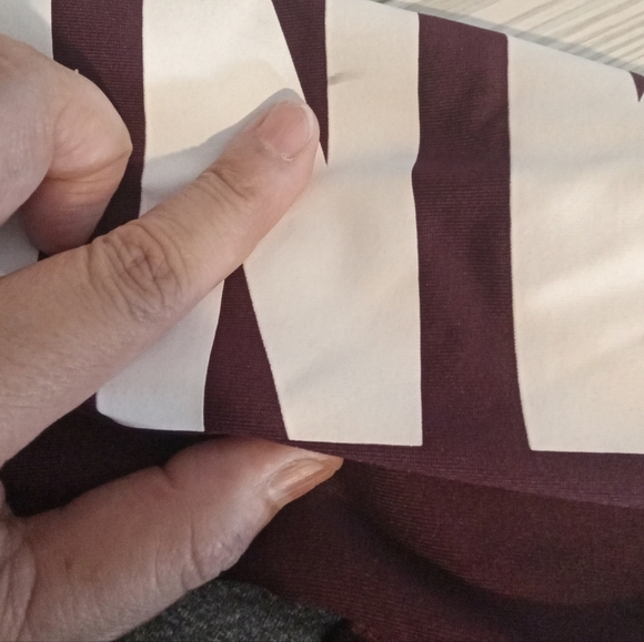 Victoria secret ultimate half zip maroon athletic running jacket women's large - Picture 5 of 6